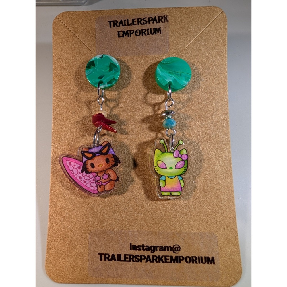 TrailerSpark Emporium Hello Kitty Surfer Alien Mismatched Earrings Nickel Free